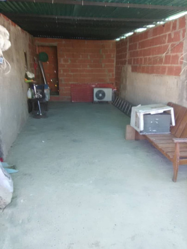 Imagen 17 de 20 de Venta De Casa Tipo Town House De 3 Niveles Mas Dos Aptos En Las Quince Letras 218m2