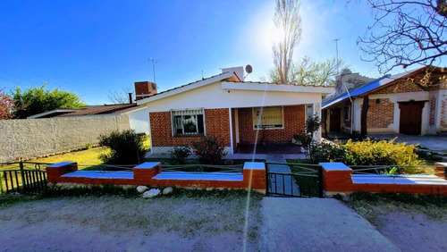 Hermosa Casa En Los Hornillos Escritura