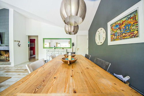Casa En Venta De 4 Dormitorios En San Rafael