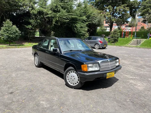 Mercedes-Benz 190 E 2.0