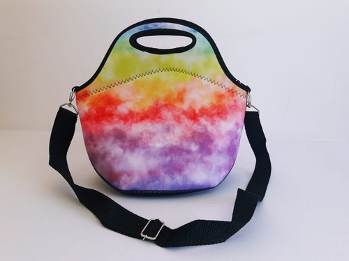 Imagem 3 de 5 de Bolsa Lancheira Tai Day Feminina Manchado Colors Modinha Top
