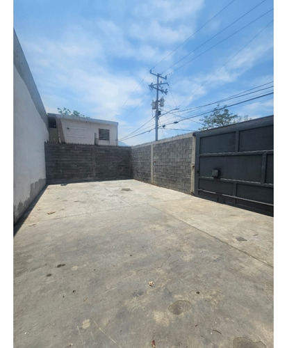 Bodega En Venta Col. Mirasol Monterrey