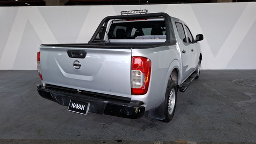 Nissan NP300 2.5 DOBLE CABINA SE AC PAQ SEG