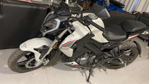 Imagen 3 de 5 de Benelli 180s