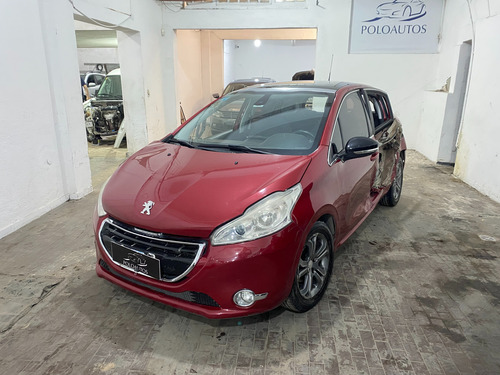 Peugeot 208 Feline 2013 En Marcha Y Andand Chocado Poloautos
