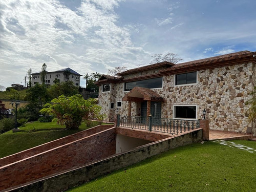 En Venta Espectacular Casa En Urb Privada San Diego De Los Altos In. Ma. Fda