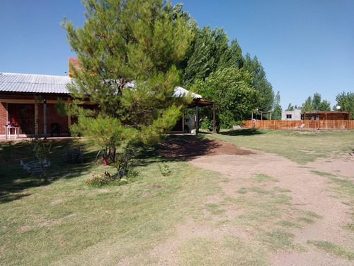 Imagen 11 de 30 de Cabañas Los Igo - San Rafael (aa, Wifi, Direct Tv, 2 Dormitorios, Piscina Amplia Y Renovada).-