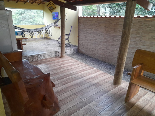 Vendo Casa No Vale Do Capão