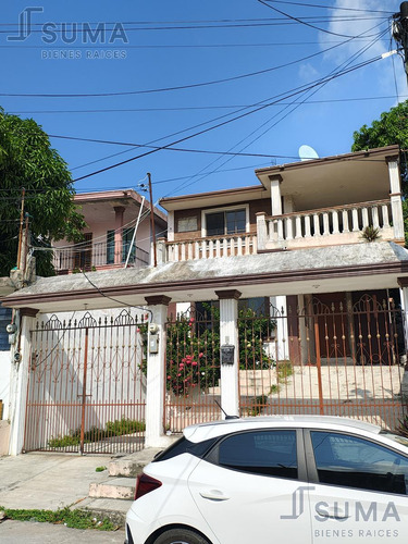 Casa En Venta En Col. Unidad Modelo, Tampico Tamaulipas.
