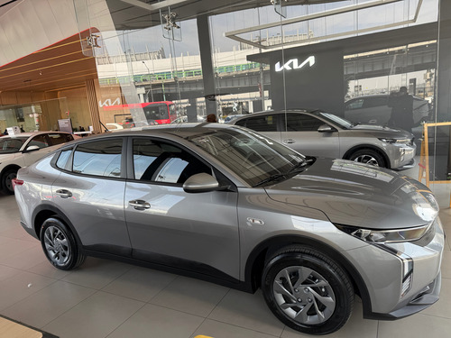 Kia K3 1.6 L Sedan At