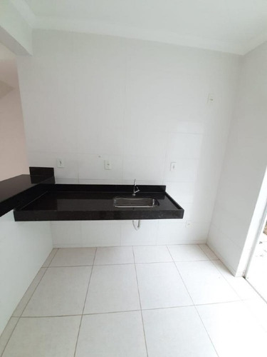 Imagem 4 de 8 de Casa Duplex À Venda, 2 Quartos, 1 Vaga, Baronesa (são Benedito) - Santa Luzia/mg - 2829
