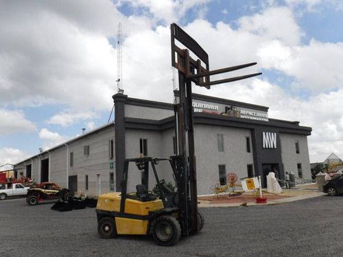 Imagen 6 de 14 de Montacargas Yale Gdp110mj Año 2001 11,000 Lbs Folio 15008
