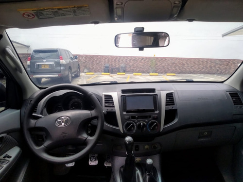 Toyota Hilux 2.7 4x4 Gasolina