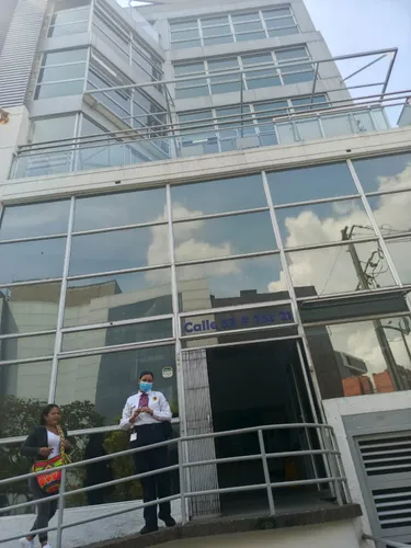 Edificio En Venta En Laureles. Cod V12505