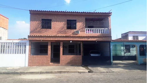 Venta Casa En Urb. Bella Florida