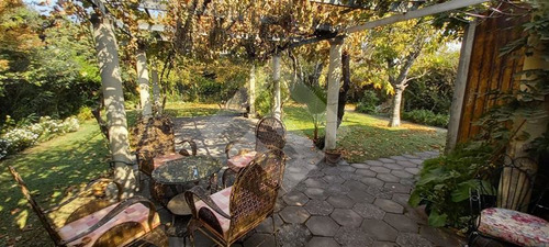 Casa En Venta De 3 Dorm. En La Reina