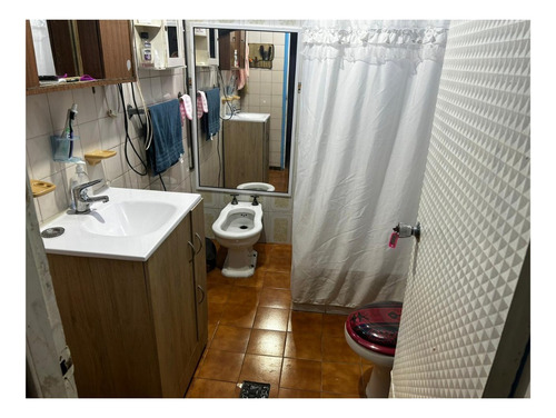 Hermosa Casa En Vta Con Excelente Ubicación!