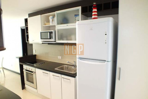 Imagen 17 de 30 de Apartamento En Mansa, 2 Dormitorios