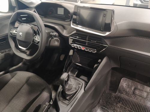 Imagen 23 de 24 de Peugeot 208 Like Pack