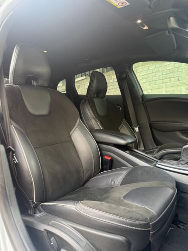 Volvo V40 2.0 R - Design T5 At