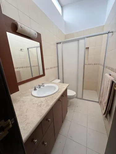 Venta Casa En Letrán Valle