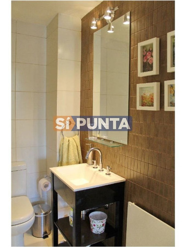 Imagen 27 de 28 de - Apartamento Para La Venta En Península- Punta Del Este Con Muy Linda Vista Al Puerto...