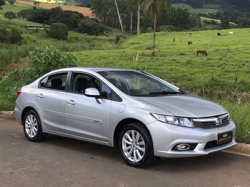 Imagem 8 de 14 de Honda Civic 2014 1.8 Lxs Flex 4p