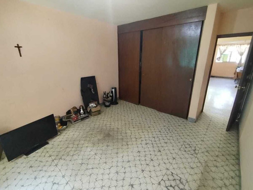 Casa En Venta, San Juan Bosco, 5 Recámaras.
