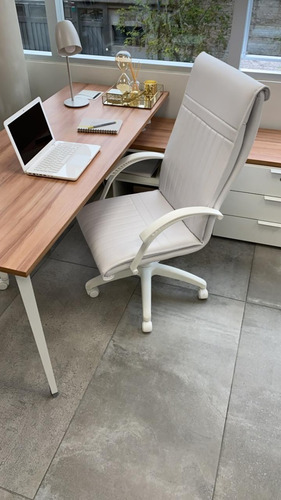 Silla de escritorio de Outlet Malbec respaldo alto ergonómica blanca