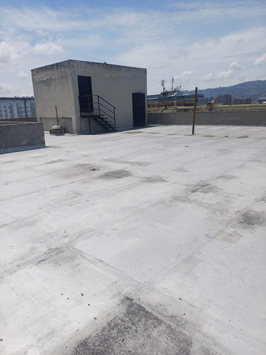 Edificio Industrial En Venta Boleita Norte