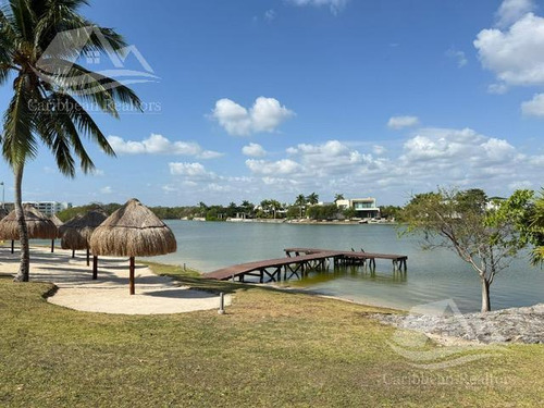 Casa En Venta En Lagos Del Sol Cancun