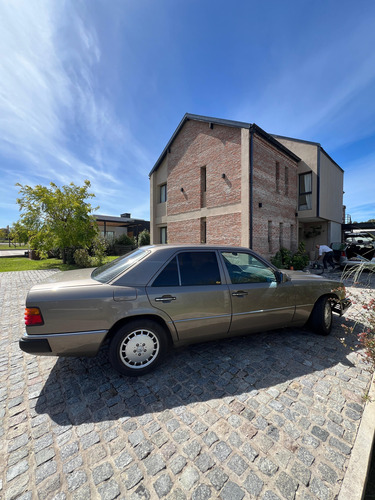 Mercedes-Benz 300 3.0 D