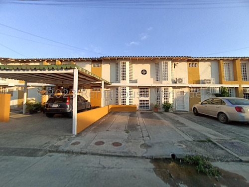 Apartamento En Venta Altos De Corinsa Cagua Estef 24-2261