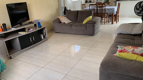 Imagem 19 de 26 de Chácara 1000m2, Casa Sede Com 150m2, 3 Dormitórios Sendo Todas Suítes, Cozinha Americana Planejada, Árvores Frutíferas, Quintal, Jardim, 5 Vagas - Ch00226 - 70709150