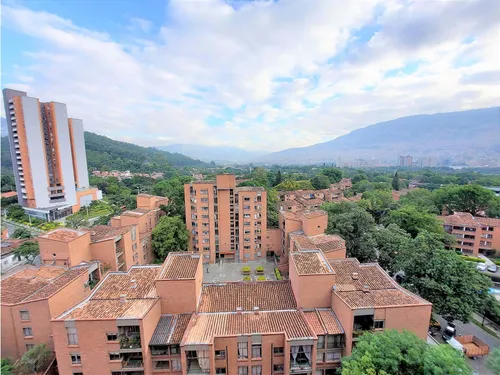Apartamento En Arriendo En Carlos E. Restrepo
