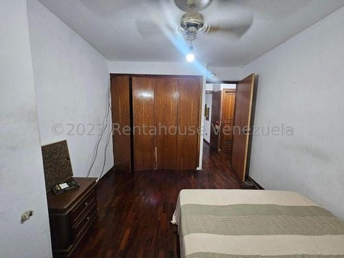 Venta De Apartamento En La Alameda