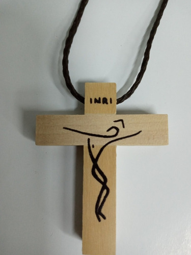Cruz De Madera 4 Cm Con Cristo Dibujado Con Cordón X 10 Unid