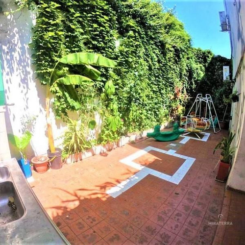 Espectacular Casa De Pasillo A La Venta.