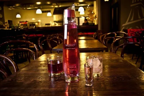 Vodka Nuvo Pink Sparkling Liqueur 750ml Francia