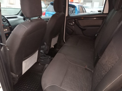 Imagen 6 de 8 de Renault - Duster Oroch Outsider Plus 2.0