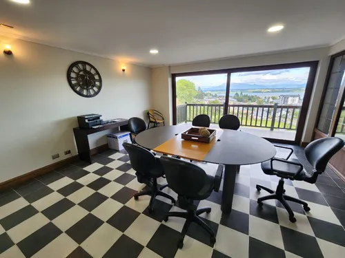 Maravilloso Depto 3d + 2b + Servicios, Con Increíble Vista