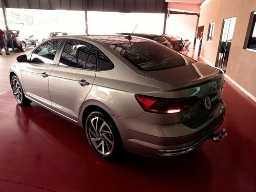 Virtus 1.0 200 Tsi Highline Automático