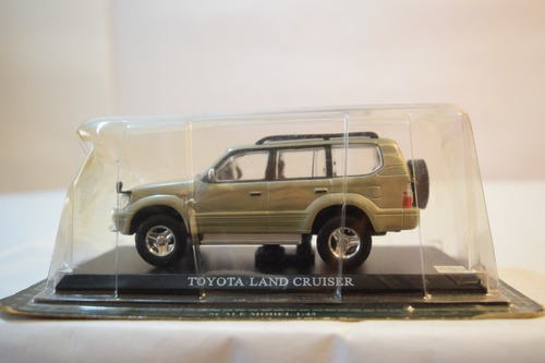 Toyota Land Cruiser Gris Ixo 1/43 C/caja