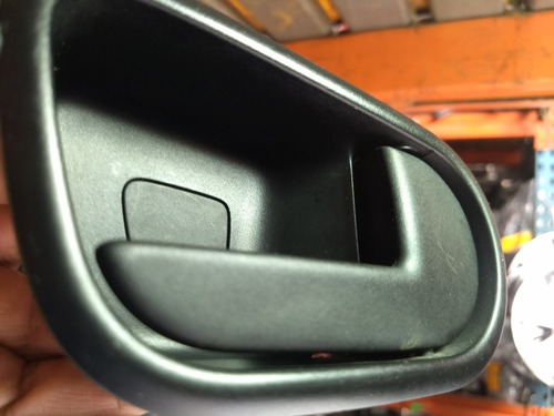 Manija Interior Derecha Ford Figo 18 Original Seminueva