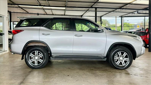 Toyota Hilux SW4 Sw4 2.7 Flex Automático 2017 Muito Nova