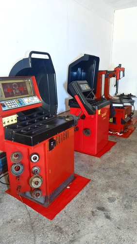 Imagen 3 de 10 de Desmontadora De Cauchos Automatica