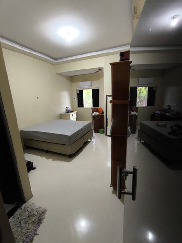 Casa À Venda, Com Área Total De 1.589.468 M2, Com 10 Cômodos