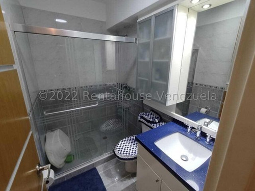 Imagen 13 de 17 de Mayerling Gonzalez Bm Vende Apartamento Mls #22-27031
