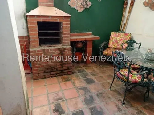 Casa En Venta Avila Es25-8442
