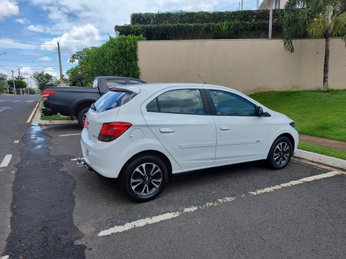 Chevrolet Onix Onix 1.4 MPFI LTZ 8V FLEX 4P MANUAL